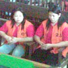 Lisa binti Aci (37) dan Martini binti Husen (28)