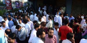 Gempa Besar Guncang Pakistan Selatan