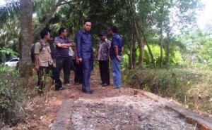 Wakil Bupati Muba, Beni Hernedi kembali memonitoring pembangunan di Kecamatan Sungai Lilin, Kamis