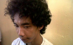 Oknum wartawan Surat Kabar Umum (SKU) Bidik Kasus Elvi Junaidi (22), warga jalan Kenanga 2 Lubuklinggau Utara, berhasil diringkus aparat kepolisian sektor Lubuklinggau Timur, karena menjadi pelaku jambret sekaligus penadah barang curian.