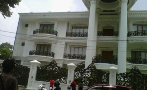 Rumah pribadi Walikota Palembang Romi Herton yang berlokasi di Jalan Ki Rangga Wira Santika Kecamatan Bukit Kecil Palembang