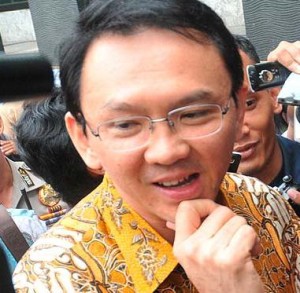 ahok121211c