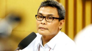 Juru Bicara KPK Johan Budi memberi keterangan pers mengenai perkembangan terbaru kasus korupsi yang ditangani KPK di Gedung KPK, Jakarta (sumber: JG Photo)