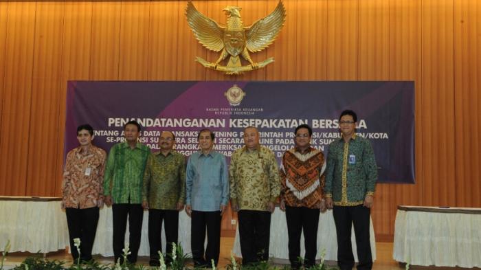  Humas Pemprov Sumsel Kegiatan penandatanganan nota kesepahaman (MoU) tentang akses data transaksi rekening Pemprov Sumsel serta kabupaten kota di Gedung BPK RI 