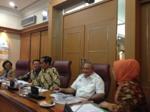 Gubernur Sumsel H.Alex Noerdin dan Ir. Jokowi dodo rapar bersama membahas persiapan asian games di balai kota DKI Jakarta