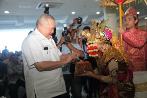 Alex Resmikan Gedung Baru Universitas Bina Darma Palembang