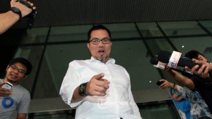 bupati-empat-lawang-budi-antoni-aljufri-meninggalkan-gedung-komisi-pemberantasan-korupsi