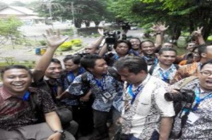 dipersulit-meliput-wartawan-semarang-boikot-jokowi-lcZ