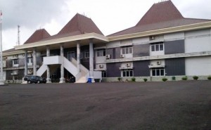 gedung-kantor-dprd-oku