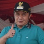herman-deru-dengan-jempol-oke-300x185