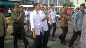 jokowi-dan-alex-tinjau-jsc-di-palembang