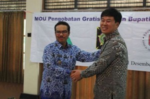 warga-miskin-kulonprogo-bisa-berobat-ke-korea-4kB