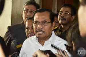 HM_Prasetyo_Jaksa_Agung28_Deni_Hardimansyah-300x199
