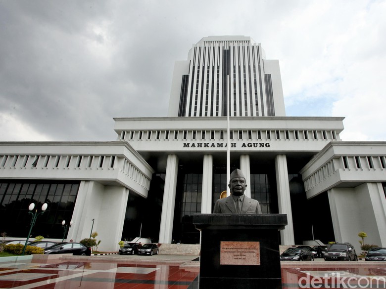 gedung ma jalan merdeka utara