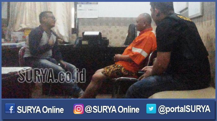 suwandi-diperiksa-penyidik_20161029_224555