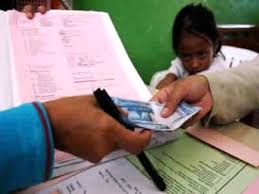 sekolah-kembalikan-uang-pungli