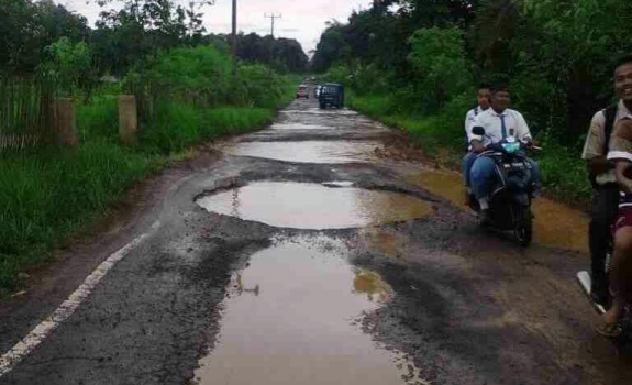 JALAN ARAH SMAN 8 PRABUMULIH