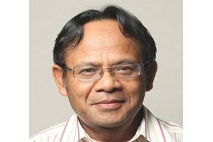 PROF DR KOMARUDDIN HIDAYAT
