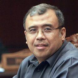 Patrialis Akbar